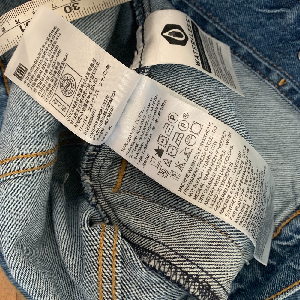 NEW Levi's | Ex-Boyfriend Denim Trucker Jacket - Picture 9 of 9